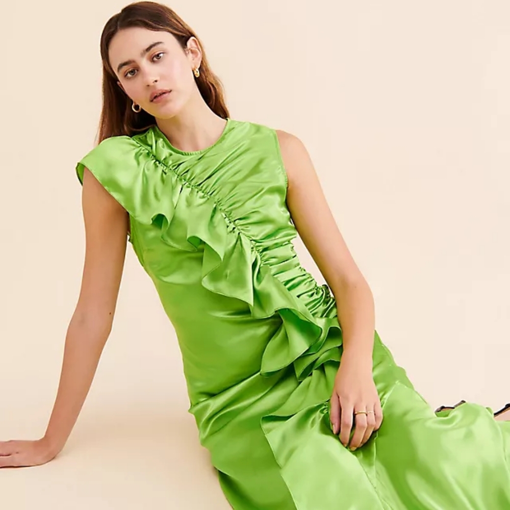 Let Me Be Sleeveless Floral Satin Ruched Dress